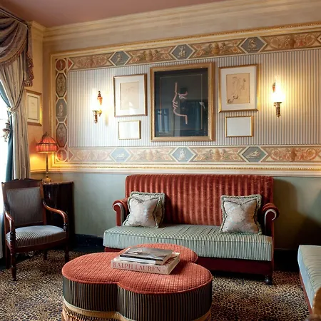 Hotel L'hotel Paris