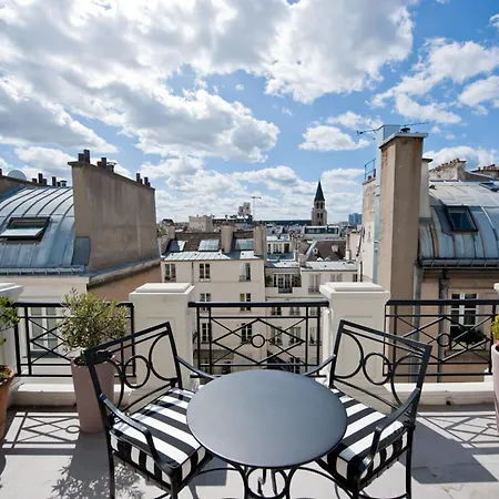 L'hotel Hotel 5*