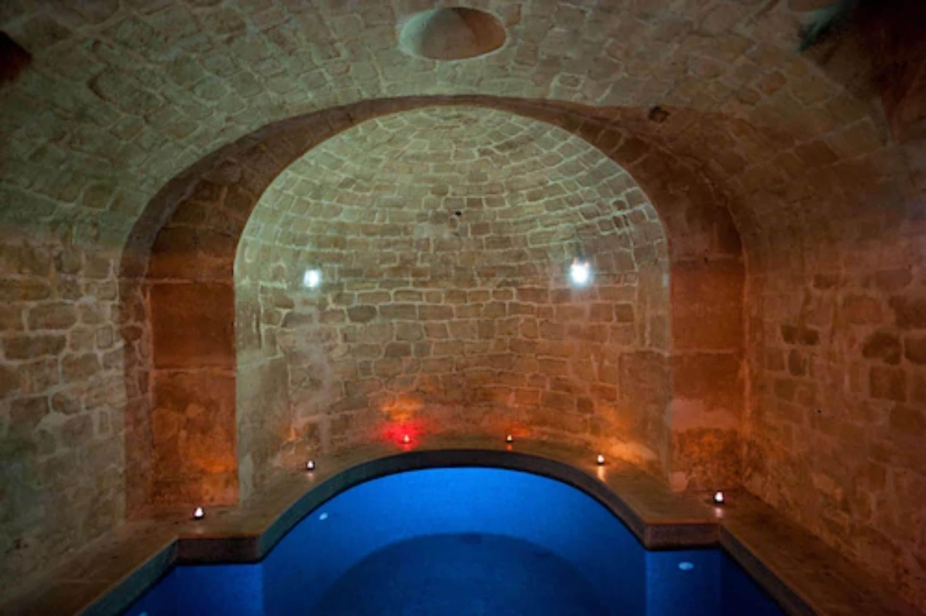 L'hotel Hotel 5*